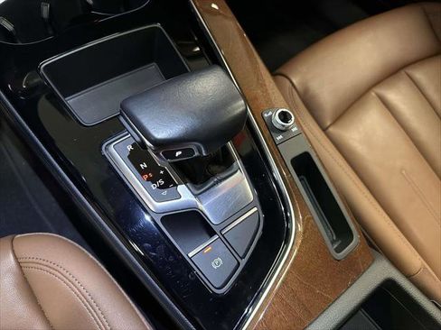 Used 2023 Audi A4 2.0T Premium w/ Convenience Package image 30