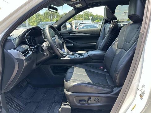 Certified 2025 INFINITI QX60 Luxe w/ Black Edition AWD/4WD image 27