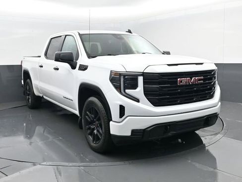 Used 2024 GMC Sierra 1500 Pro w/ Graphite Edition image 3