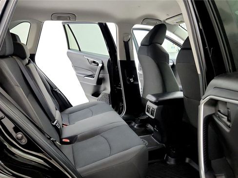 Used 2023 Toyota RAV4 LE image 18