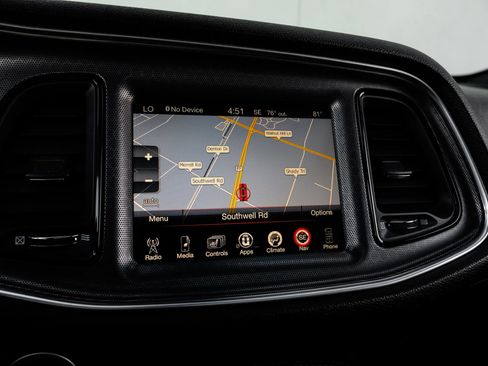 Used 2015 Dodge Challenger R/T Scat Pack w/ Leather Interior Group image 19