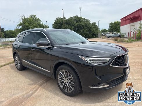 Used 2024 Acura MDX SH-AWD w/ Advance Package image 3