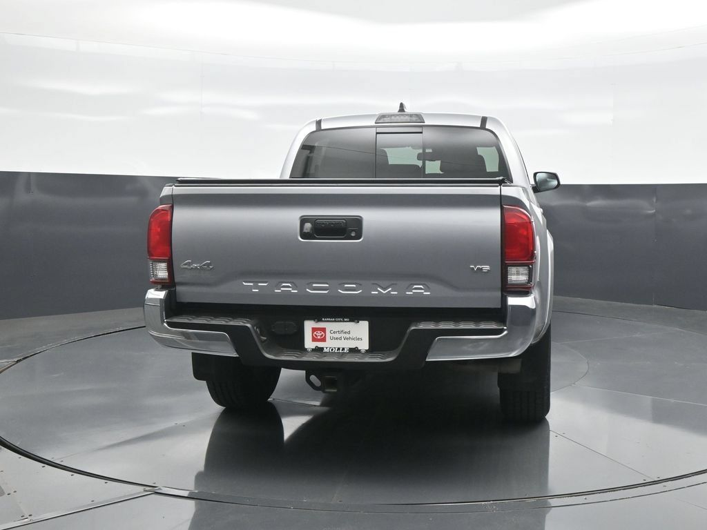 Certified 2020 Toyota Tacoma SR5 AWD/4WD image 6
