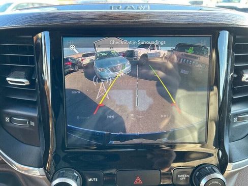 Used 2019 RAM 1500 Laramie image 17