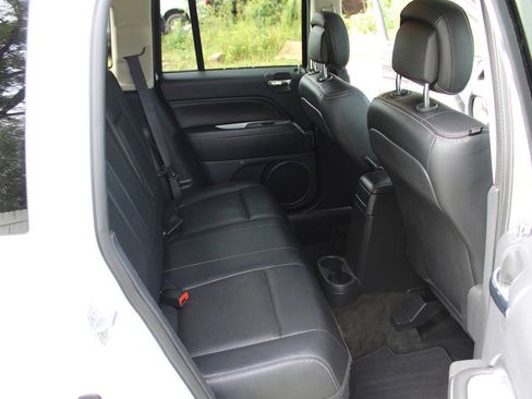 Used 2016 Jeep Compass High Altitude AWD/4WD image 36