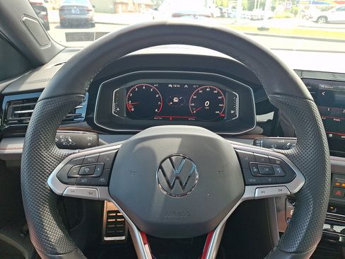 Used 2026 Volkswagen Jetta GLI Autobahn FWD image 18