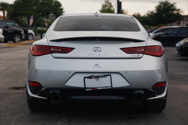 Used 2018 INFINITI Q60 Red Sport 400 w/ Pro Active Package RWD image 10