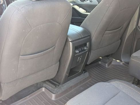 Used 2020 Chevrolet Traverse LT AWD/4WD image 26