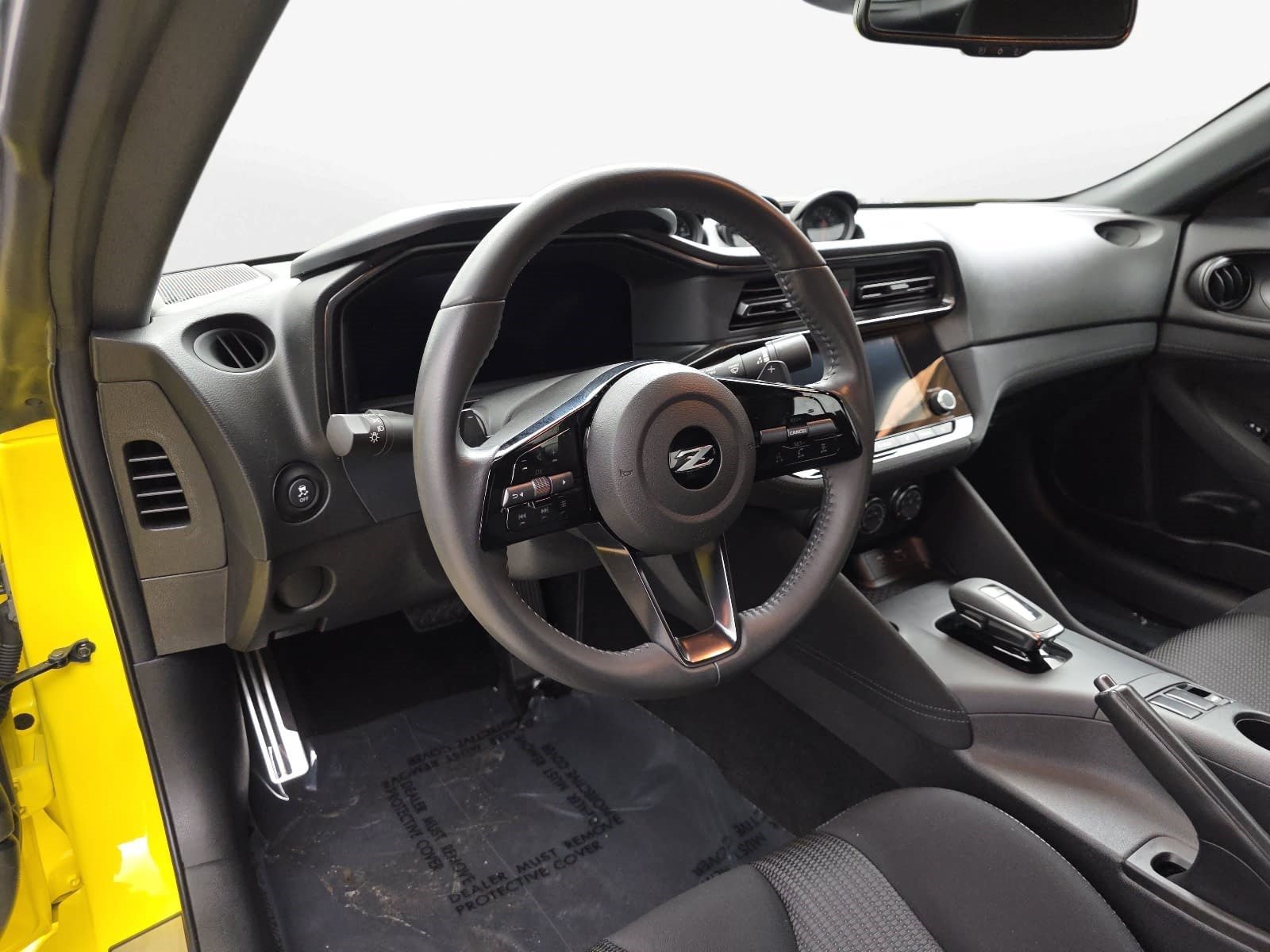 Used 2024 Nissan Z Sport w/ Floor Mat Package RWD image 13