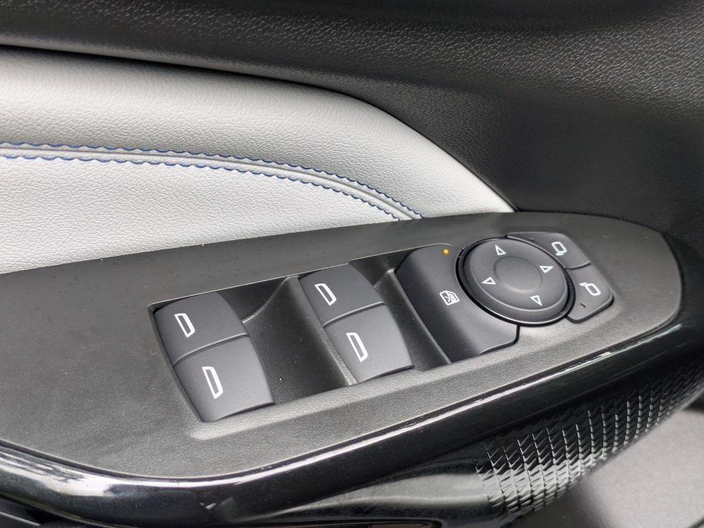 New 2026 Chevrolet Trax LT w/ Driver Confidence Package FWD image 9
