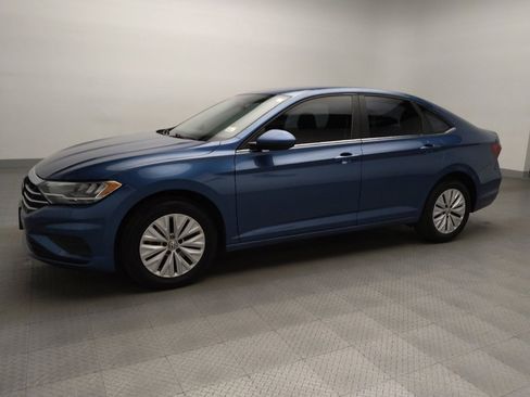 Used 2020 Volkswagen Jetta S image 2