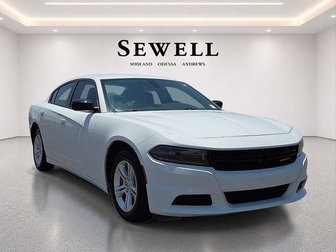 Used 2023 Dodge Charger SXT RWD image 6