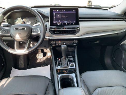 Used 2022 Jeep Compass Limited w/ Sun and Sound Group image 12