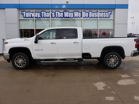 New 2026 Chevrolet Silverado 3500 LTZ image 7