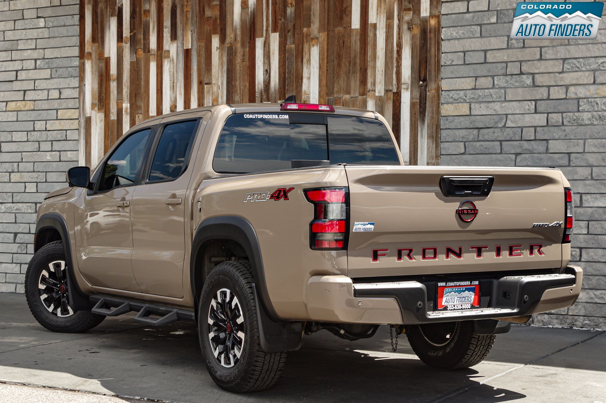 Used 2023 Nissan Frontier PRO-4X w/ Pro Convenience Package AWD/4WD image 4