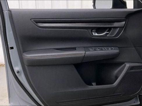 Certified 2025 Honda CR-V Sport image 21
