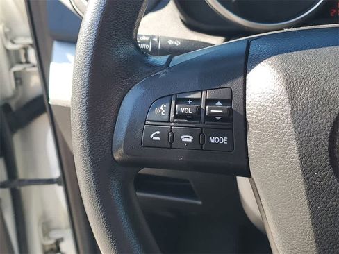 Used 2010 MAZDA MAZDA3 i Sport image 26