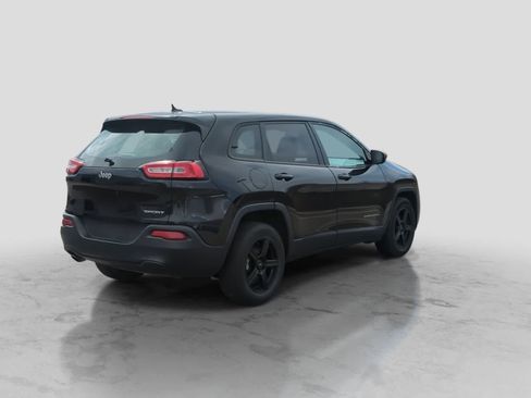 Used 2014 Jeep Cherokee Sport FWD image 8