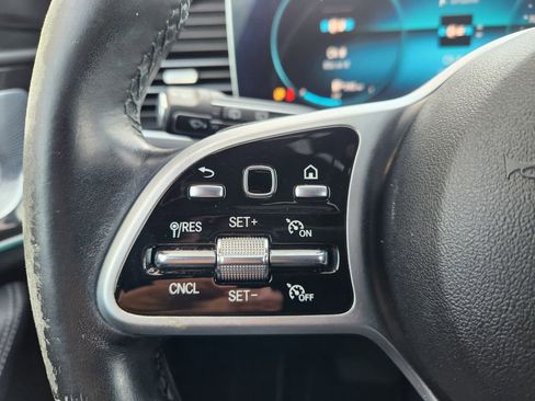 Used 2020 Mercedes-Benz GLE 350 image 28