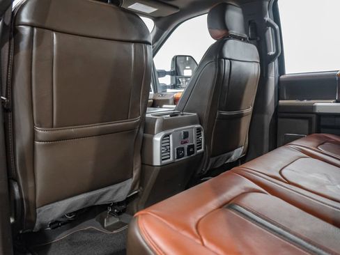 Used 2021 Ford F250 King Ranch w/ King Ranch Ultimate Package AWD/4WD image 39