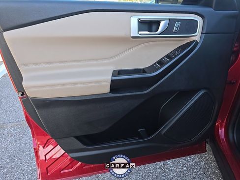 Used 2020 Ford Explorer XLT w/ Equipment Group 202A image 27