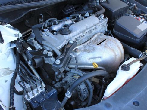 Used 2012 Toyota Camry LE image 26