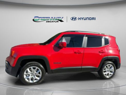 Used 2018 Jeep Renegade Latitude image 13