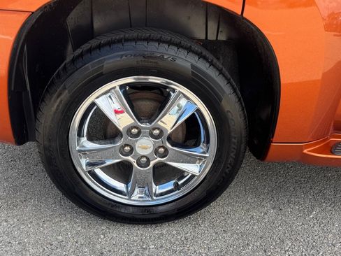 Used 2008 Chevrolet HHR LS FWD image 13