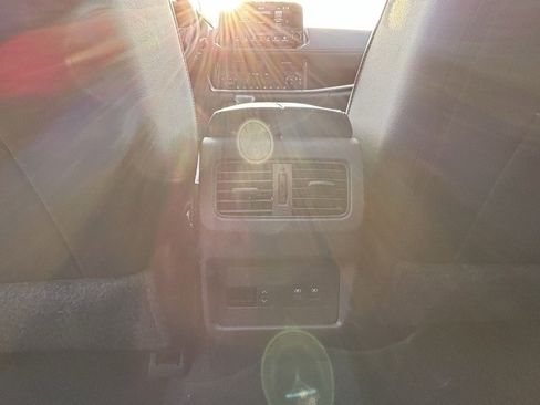 Used 2023 Nissan Rogue SL w/ SL Premium Package image 17