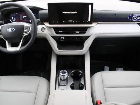 New 2026 Ford Explorer Active w/ Active Comfort Package image 12