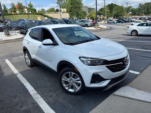 Used 2023 Buick Encore GX Preferred w/ Cold Weather Comfort Package FWD image 3