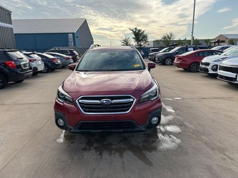 Used 2018 Subaru Outback 2.5i Limited AWD/4WD image 5