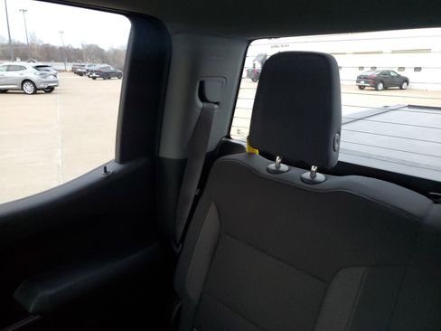 Used 2022 Chevrolet Silverado 1500 LT image 13