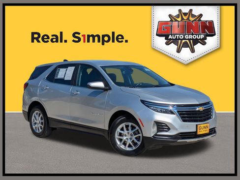 Certified 2022 Chevrolet Equinox LT image 1