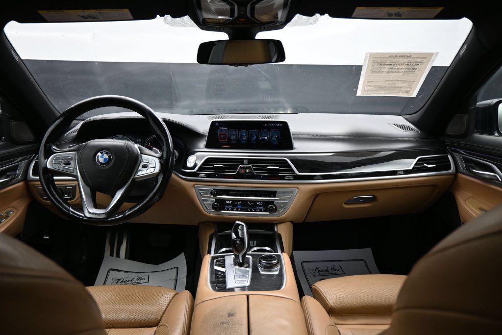 Used 2017 BMW 750i xDrive AWD/4WD image 13