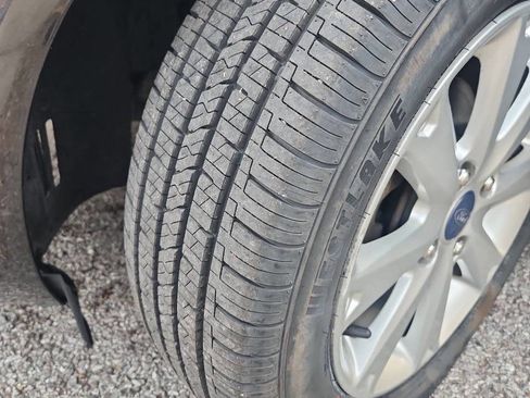 Used 2013 Ford Fiesta SE image 14