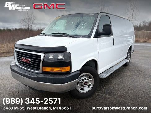 Used 2016 GMC Savana 2500 RWD image 1