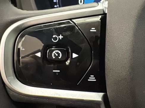 Used 2026 Volvo XC60 B5 Plus w/ Climate Package image 13