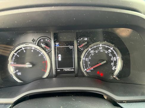 Used 2020 Toyota 4Runner Limited AWD/4WD image 26