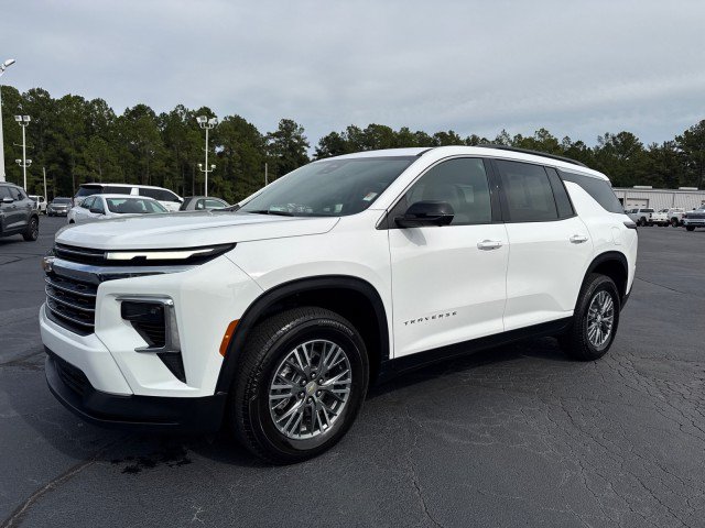 Used 2026 Chevrolet Traverse LT w/ Driver Confidence Package FWD image 7