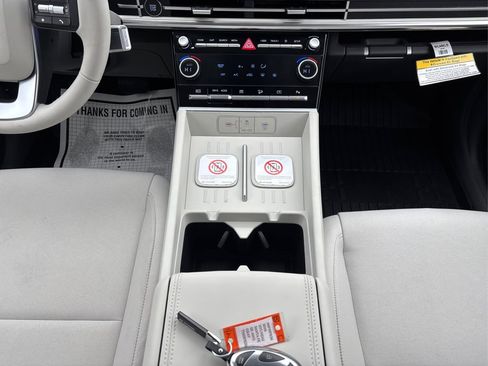 New 2026 Hyundai Santa Fe SE image 12