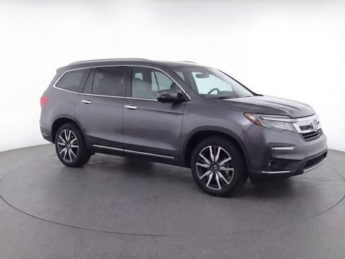 Used 2022 Honda Pilot Touring image 3