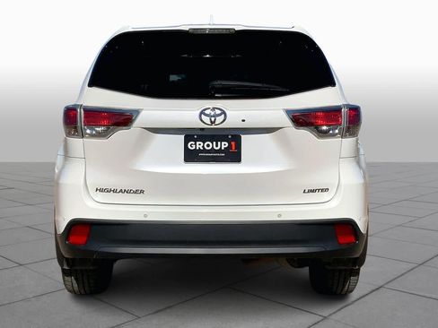 Used 2016 Toyota Highlander Limited image 4