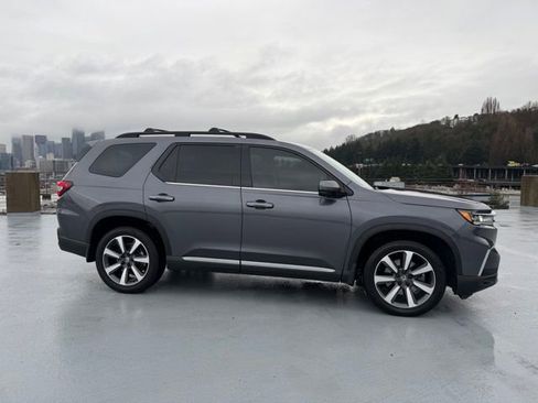 Certified 2023 Honda Pilot Elite image 8