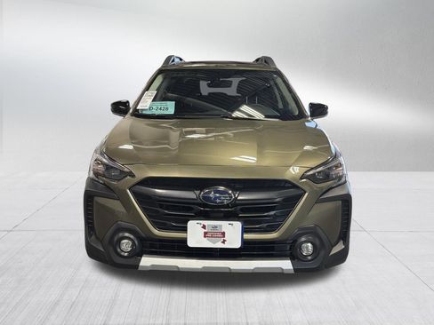 Certified 2025 Subaru Outback Limited AWD/4WD image 2