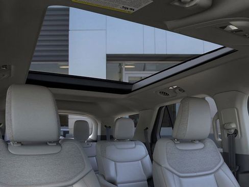 New 2026 Ford Explorer Active w/ Active Comfort Package image 22