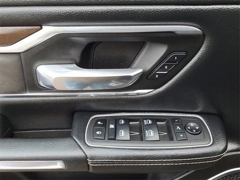 Certified 2022 RAM 1500 Laramie image 27