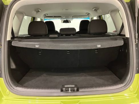 Used 2018 Kia Soul + FWD image 50