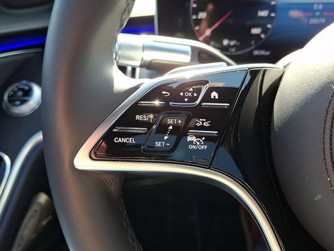 Used 2023 Mercedes-Benz S 500 4MATIC w/ AMG Line image 21