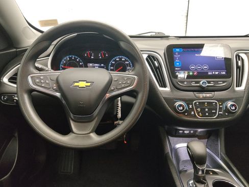 Used 2024 Chevrolet Malibu LT FWD image 22